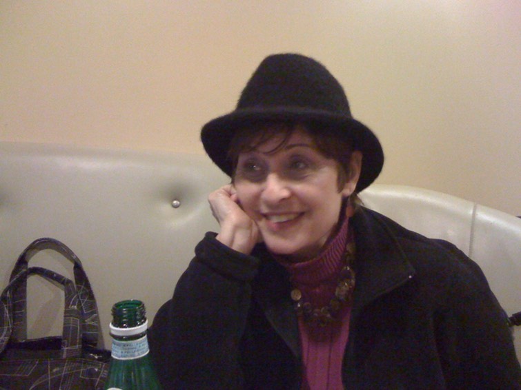 Vicki 1
