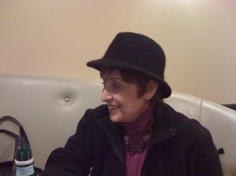 Vicki 2